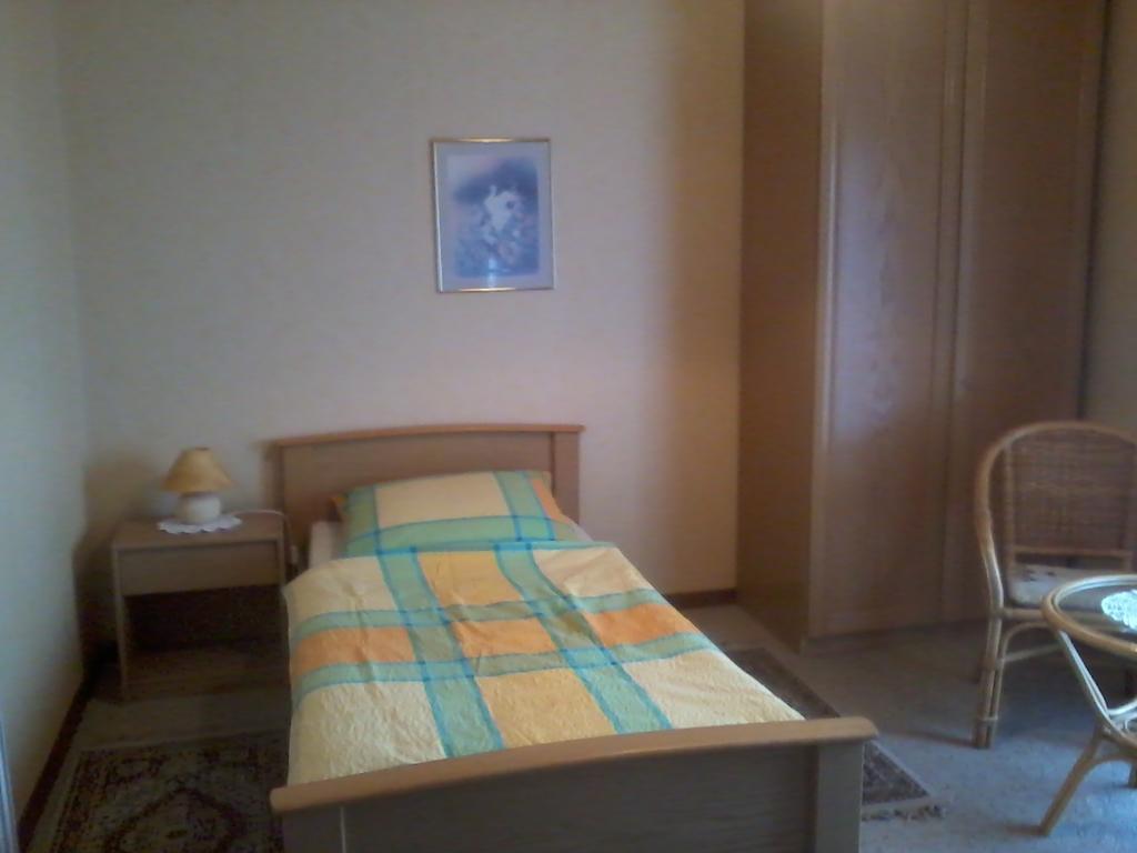 Pension Familie Schwarz GbR Alhausen Zimmer foto